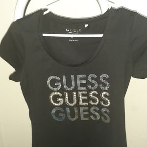 Guess Tshirt